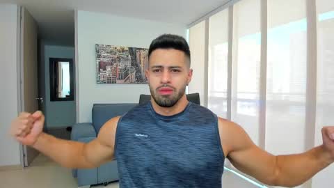 thiago_driussi online show from March 2, 2025, 1:38 pm