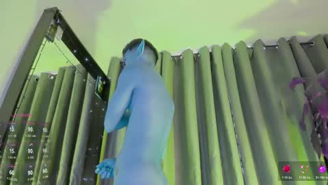 SanThiago online show from October 30, 2025, 12:28 pm