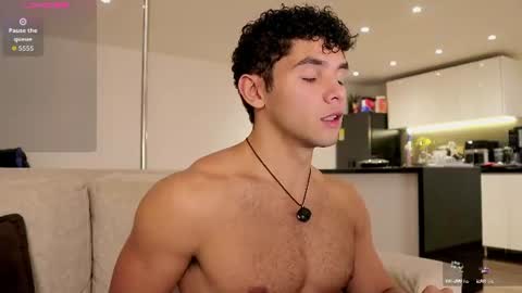 Snapshot of thiago_l chatting on June 28, 2026, 1:33 am Just Thiago online show from June 28, 2026, 1:33 am