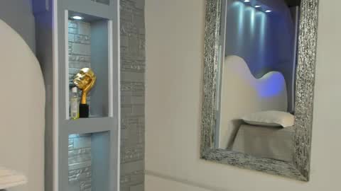 THIAGO online show from April 18, 2026, 7:07 pm