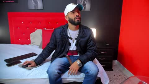 Thia Gomez online show from January 4, 2025, 12:38 pm