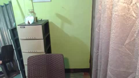 gil online show from December 4, 2025, 6:44 am