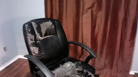 Snapshot of thickcutbacon09 chatting on February 9, 2025, 4:57 am thickcutbacon09 online show from February 9, 2025, 4:57 am