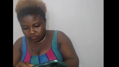 Snapshot of thickebonny7 chatting on February 1, 2026, 7:01 pm thickebonny7 online show from February 1, 2026, 7:01 pm