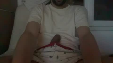 Snapshot of thickerbunny chatting on June 19, 2026, 10:35 pm thickerbunny online show from June 19, 2026, 10:35 pm
