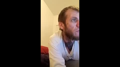 Snapshot of thickmeat3132 chatting on February 6, 2026, 2:05 am thickmeat3132 online show from February 6, 2026, 2:05 am