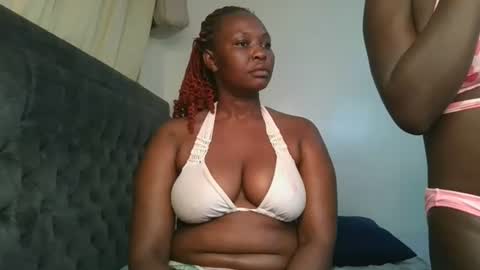 thicky_rue2 online show from June 18, 2026, 1:39 am