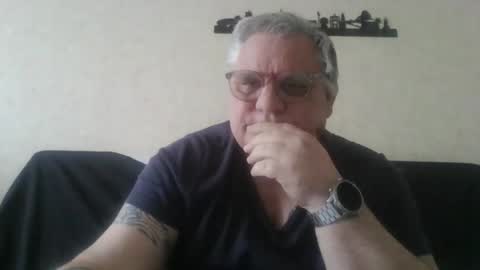 Thierrysymp online show from March 26, 2026, 5:51 pm