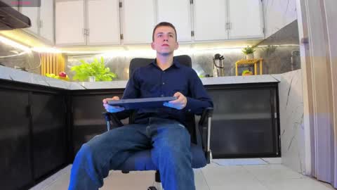 Thiago online show from June 3, 2026, 1:19 am