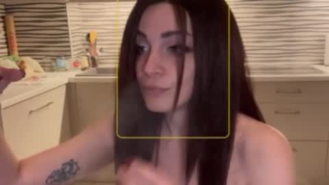 Snapshot of thirstypickle chatting on March 17, 2026, 9:29 pm Sarra Rhies online show from March 17, 2026, 9:29 pm