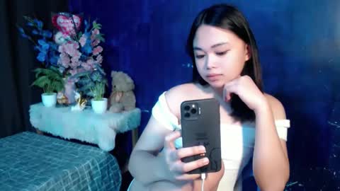 Snapshot of thisiskimmy chatting on March 23, 2026, 4:11 pm thisiskimmy online show from March 23, 2026, 4:11 pm