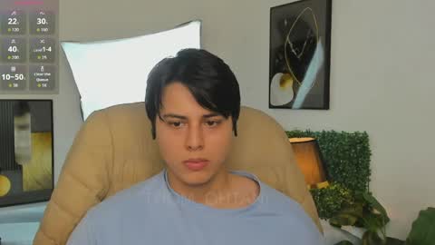 Snapshot of thom_ohtani chatting on April 21, 2026, 1:29 am thom_ohtani online show from April 21, 2026, 1:29 am