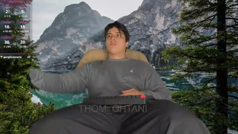 Snapshot of thom_ohtani chatting on April 23, 2026, 11:29 pm thom_ohtani online show from April 23, 2026, 11:29 pm