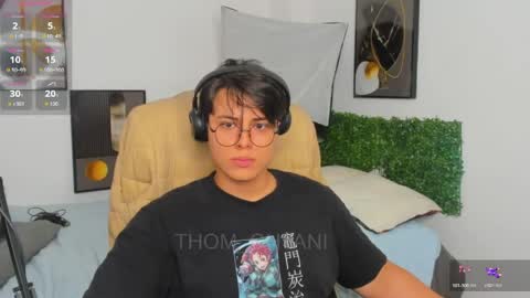Snapshot of thom_ohtani chatting on May 12, 2026, 1:36 am thom_ohtani online show from May 12, 2026, 1:36 am