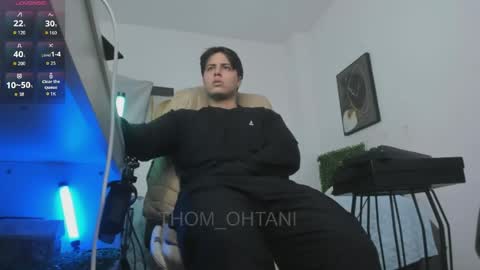 Snapshot of thom_ohtani chatting on May 20, 2026, 11:33 pm thom_ohtani online show from May 20, 2026, 11:33 pm