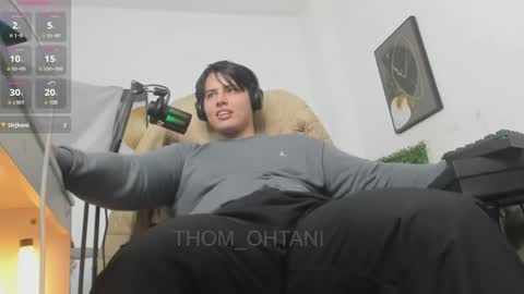 Snapshot of thom_ohtani chatting on May 27, 2026, 1:57 am thom_ohtani online show from May 27, 2026, 1:57 am
