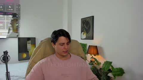 Snapshot of thom_ohtani chatting on May 30, 2026, 4:20 am thom_ohtani online show from May 30, 2026, 4:20 am