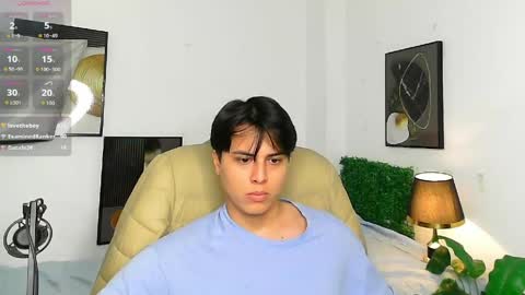 Snapshot of thom_ohtani chatting on June 1, 2026, 6:15 am thom_ohtani online show from June 1, 2026, 6:15 am