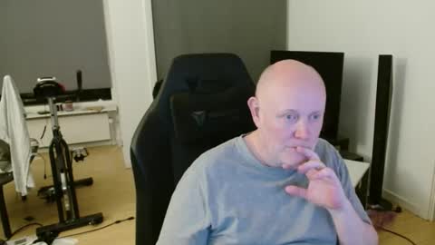 Snapshot of thomas315627 chatting on June 3, 2026, 10:15 pm thomas315627 online show from June 3, 2026, 10:15 pm
