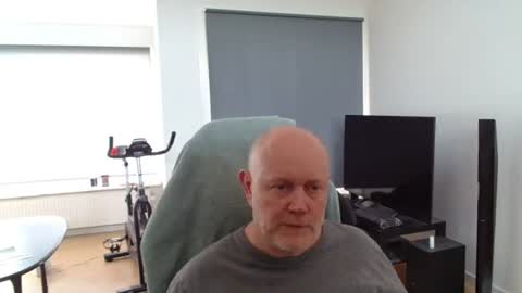 Snapshot of thomas806035 chatting on June 22, 2026, 1:41 pm thomas806035 online show from June 22, 2026, 1:41 pm