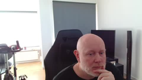 Snapshot of thomas806035 chatting on July 5, 2026, 4:14 pm thomas806035 online show from July 5, 2026, 4:14 pm
