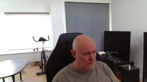Snapshot of thomas806035 chatting on July 21, 2026, 11:45 am thomas806035 online show from July 21, 2026, 11:45 am
