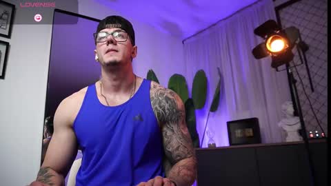 Thomas Falcon online show from February 12, 2026, 11:44 pm