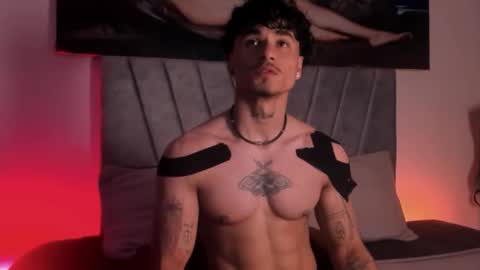 Thomas 3  JUST STAY AND BE MY LAST LOVE online show from November 27, 2025, 4:47 am