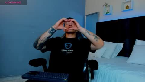 Thomas online show from November 20, 2025, 1:00 pm