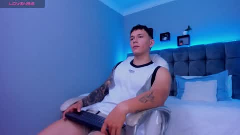 Thomas online show from November 29, 2025, 1:47 pm