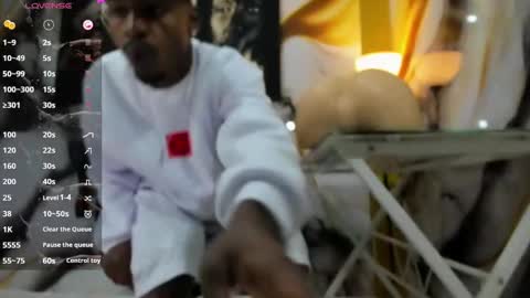 Thomas online show from March 6, 2025, 3:24 am