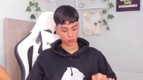 Thomas online show from November 13, 2025, 5:17 am