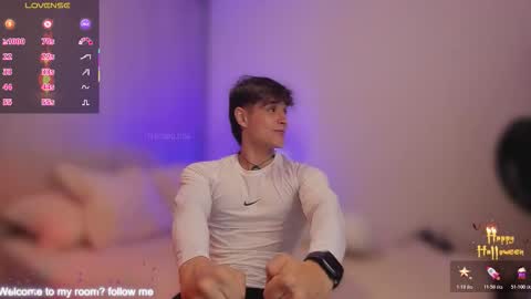 Thom Klein online show from October 22, 2025, 7:35 pm