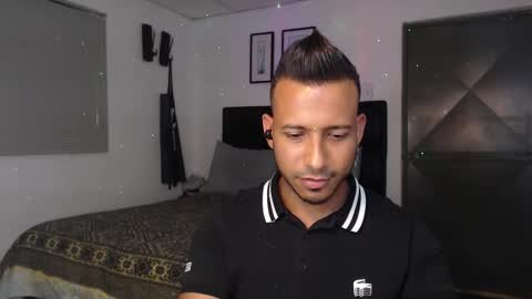 Thom online show from September 30, 2025, 6:46 pm