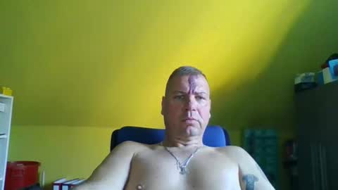 Snapshot of thomsen1478 chatting on September 27, 2025, 10:09 am thomsen1478 online show from September 27, 2025, 10:09 am