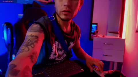 Thonixxx mr online show from March 17, 2026, 3:55 am