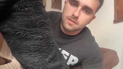 Snapshot of thony_grey chatting on December 2, 2024, 10:12 pm Thony Grey online show from December 2, 2024, 10:12 pm