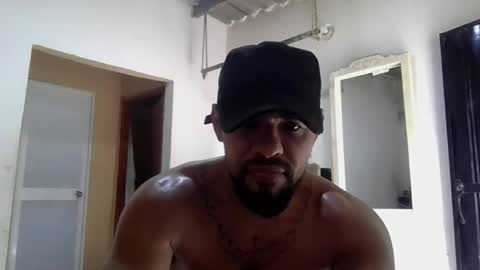 Snapshot of thonybeiio chatting on November 21, 2025, 6:28 pm thonybeiio online show from November 21, 2025, 6:28 pm