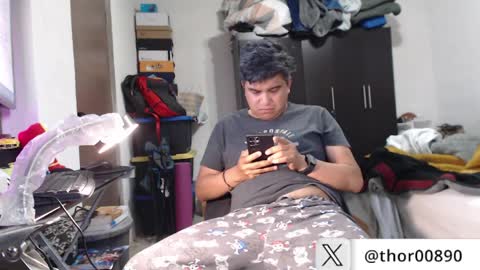 thor0200 online show from April 8, 2026, 7:58 pm