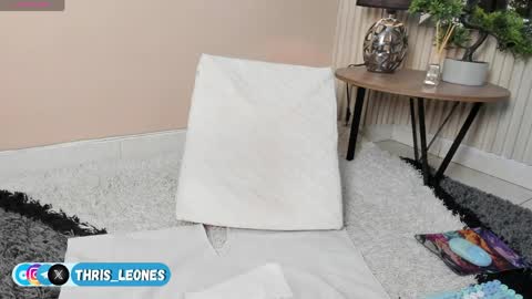 Snapshot of thristan_leones chatting on May 4, 2026, 6:53 am Thristan online show from May 4, 2026, 6:53 am