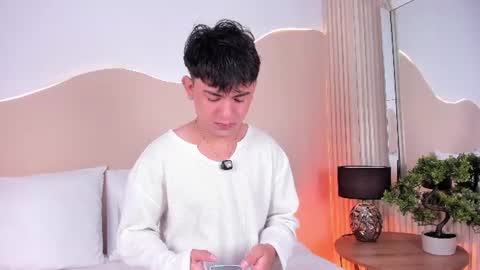 Snapshot of thristan_leones chatting on July 7, 2026, 8:18 am Thristan online show from July 7, 2026, 8:18 am