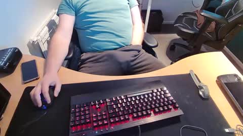 Snapshot of throbbingbrain chatting on March 6, 2025, 11:53 pm Rob online show from March 6, 2025, 11:53 pm