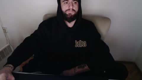 HugeJuicy online show from December 25, 2024, 12:37 pm