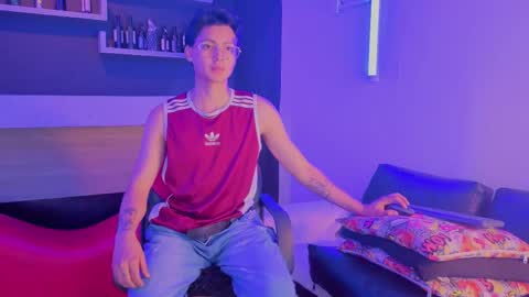   online show from May 1, 2026, 5:01 am