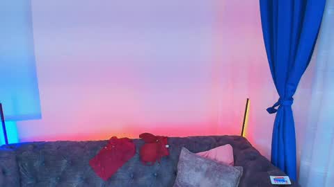 tiana_rosse_ online show from April 3, 2026, 12:36 pm