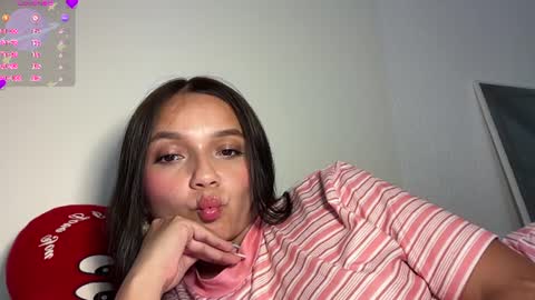 Snapshot of tianale chatting on July 18, 2026, 12:59 am Tiana Le online show from July 18, 2026, 12:59 am