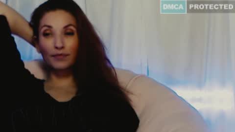 Snapshot of tiannarae chatting on January 19, 2025, 5:26 am TIANNA online show from January 19, 2025, 5:26 am