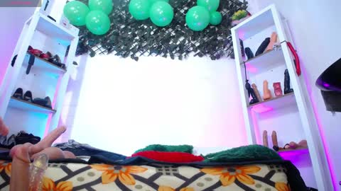 Tifanny Nails  online show from March 31, 2026, 12:38 pm