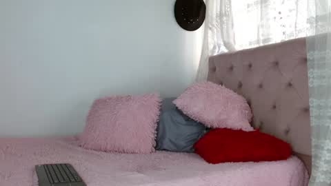 Tifanny online show from January 20, 2025, 2:14 pm