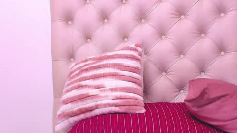    online show from December 15, 2024, 3:20 pm